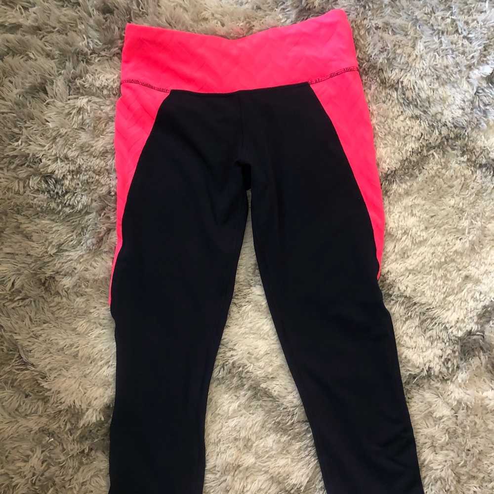 Gently Used - Leggings